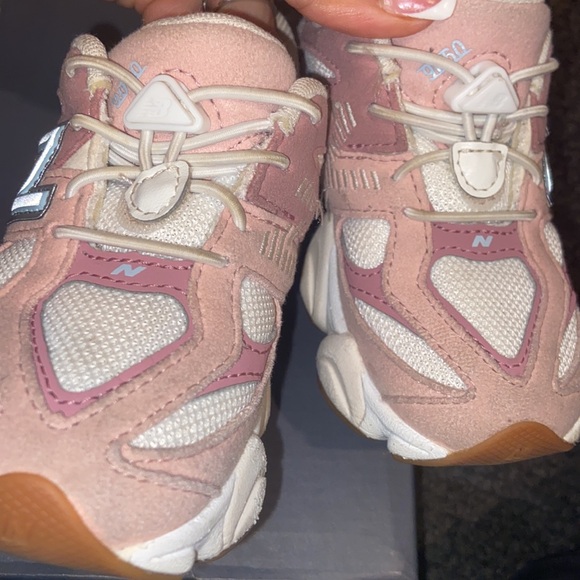 Toddler New Balance - Picture 3 of 4